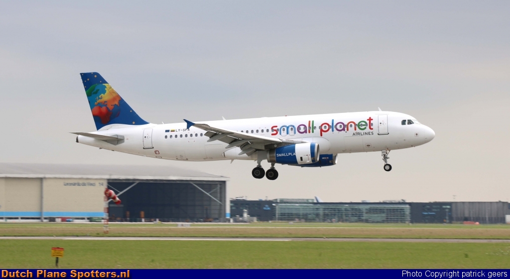 LY-SPA Airbus A320 Small Planet Airlines by patrick geers