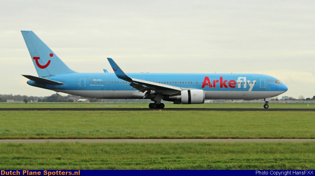 PH-OYE Boeing 767-300 ArkeFly by HansFXX
