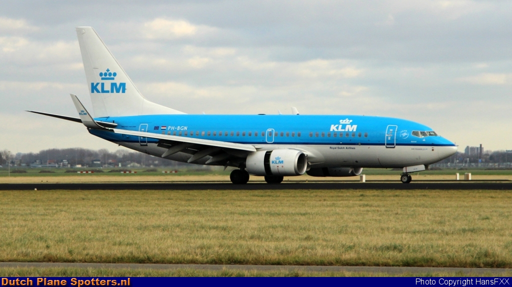 PH-BGN Boeing 737-700 KLM Royal Dutch Airlines by HansFXX