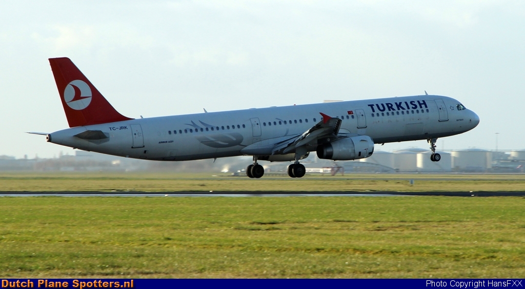 TC-JRK Airbus A321 Turkish Airlines by HansFXX