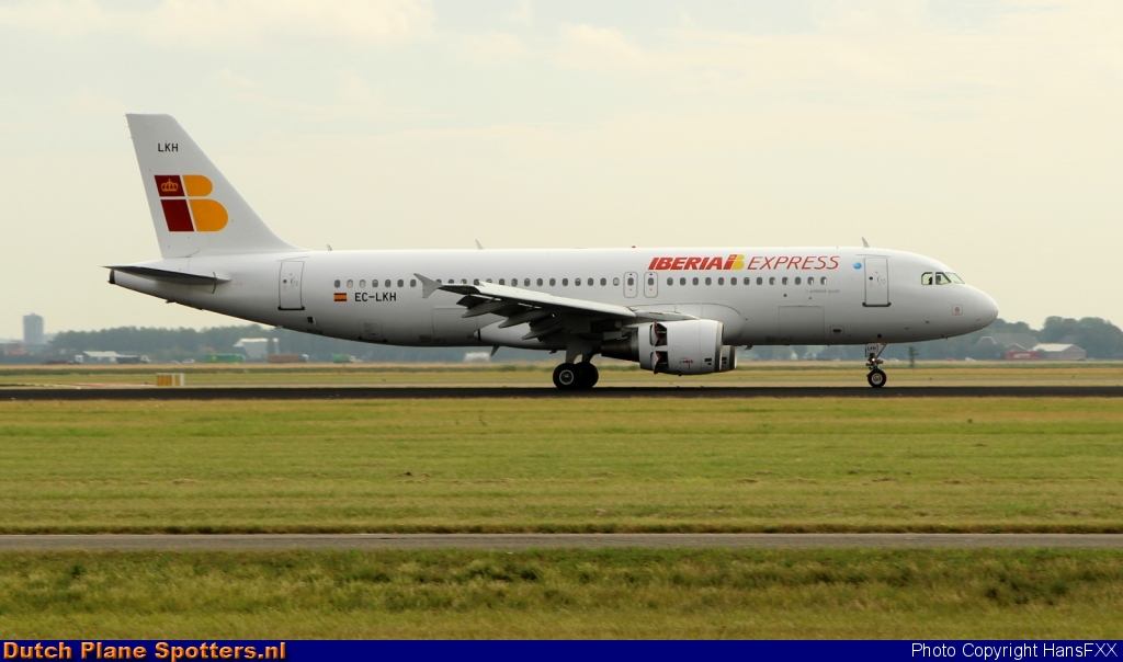 EC-LKH Airbus A320 Iberia Express by HansFXX