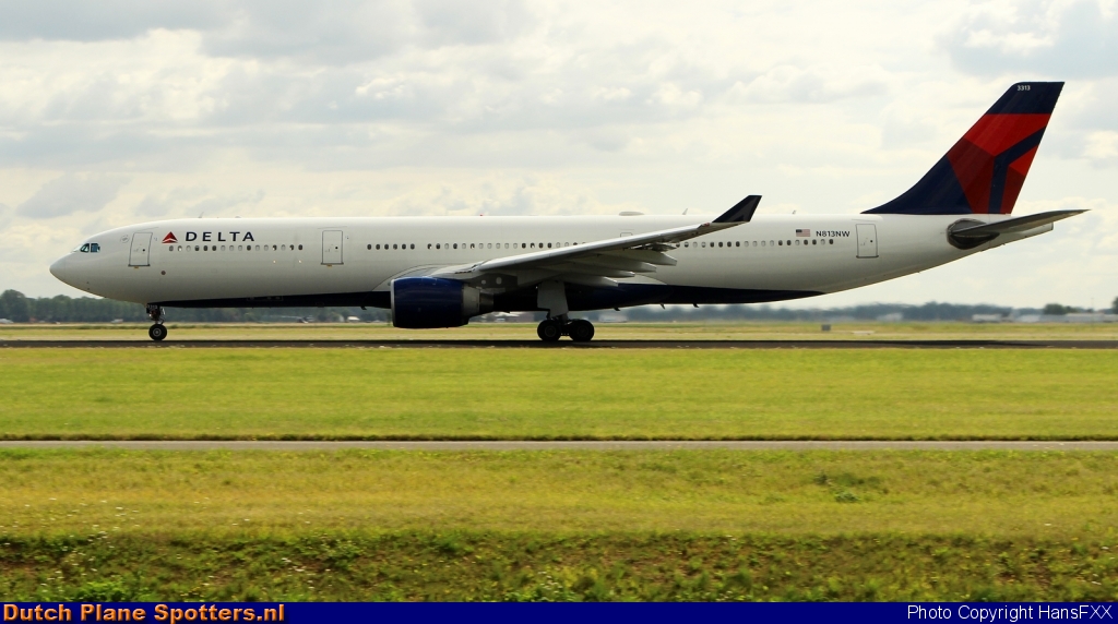 N813NW Airbus A330-200 Delta Airlines by HansFXX