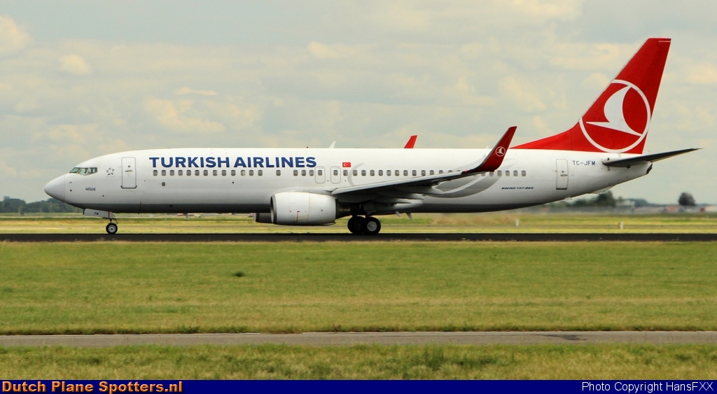 TC-JFM Boeing 737-800 Turkish Airlines by HansFXX
