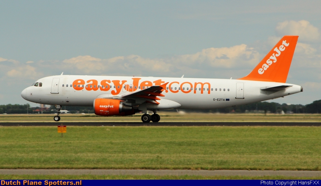 G-EZTA Airbus A320 easyJet by HansFXX