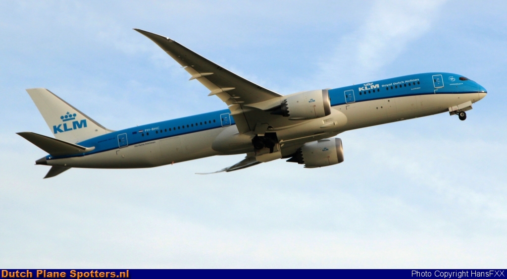 PH-BHC Boeing 787-9 Dreamliner KLM Royal Dutch Airlines by HansFXX
