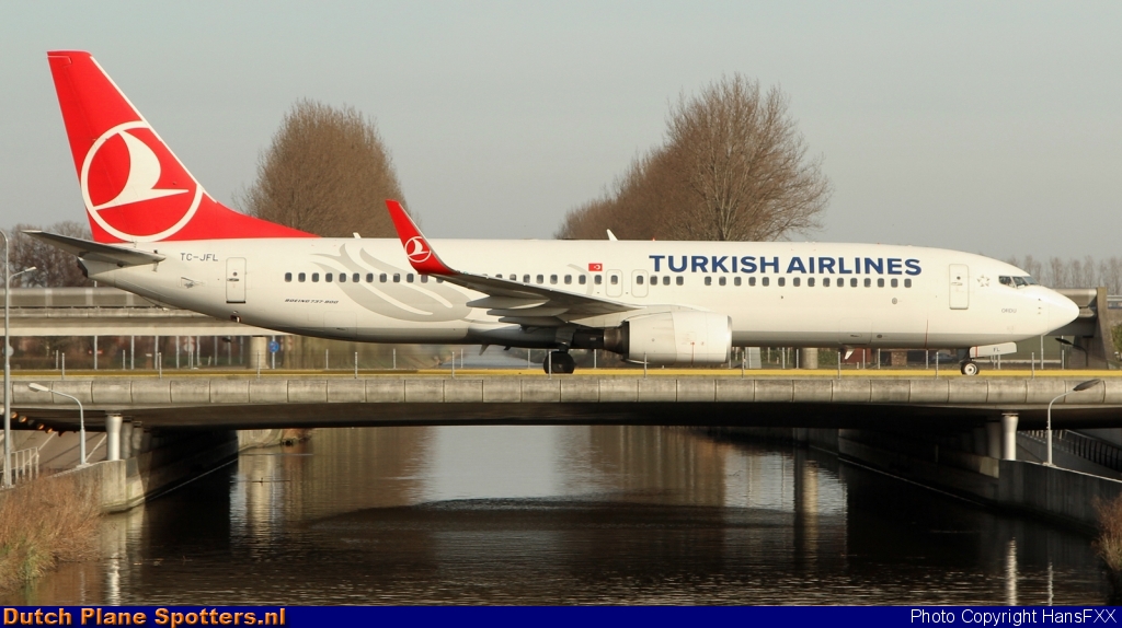 TC-JFL Boeing 737-800 Turkish Airlines by HansFXX