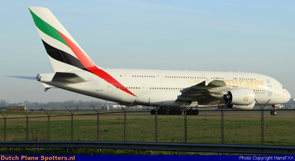 A6-EOO Airbus A380-800 Emirates by HansFXX