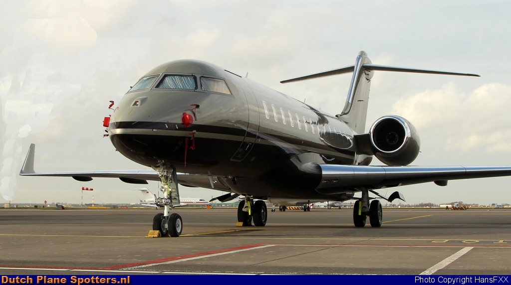 N77UF Bombardier BD-700 Global Express Private by HansFXX