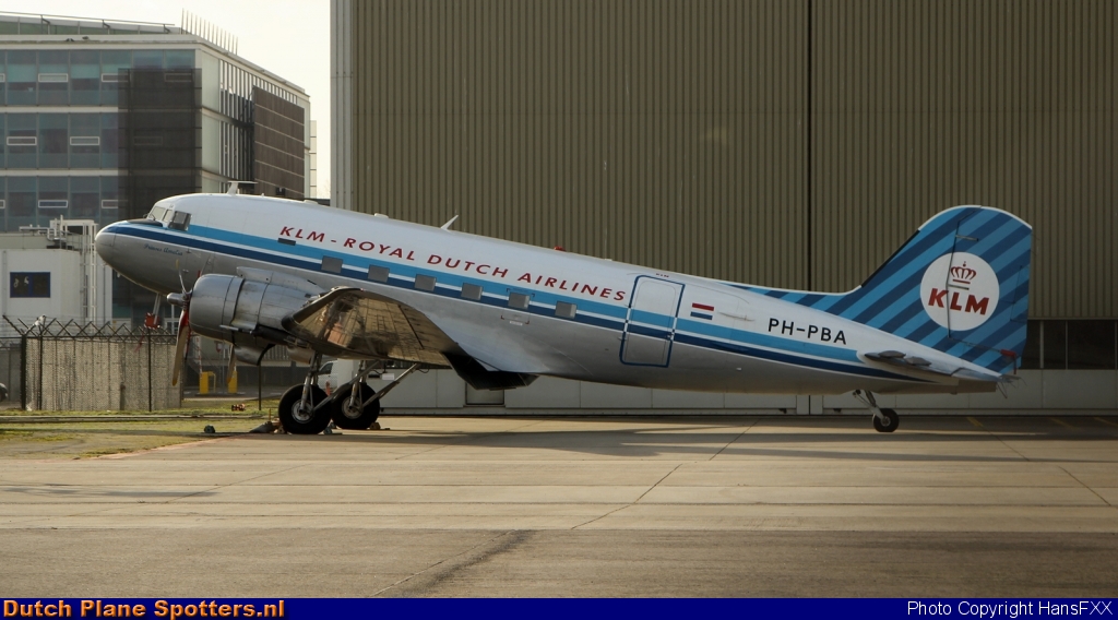PH-PBA Douglas DC3 DDA Classic Airlines by HansFXX