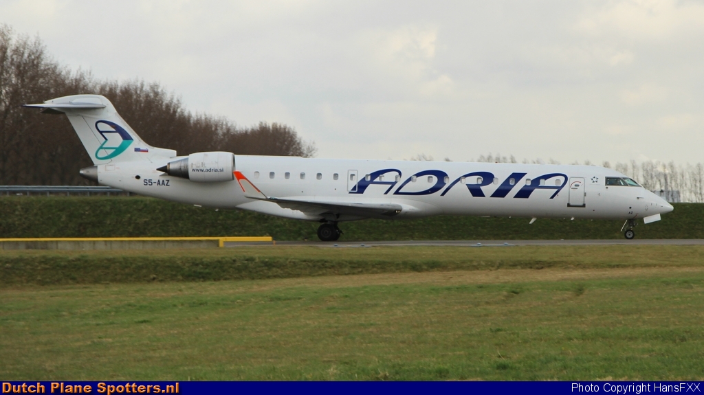 S5-AAZ Bombardier Canadair CRJ700 Adria Airways by HansFXX
