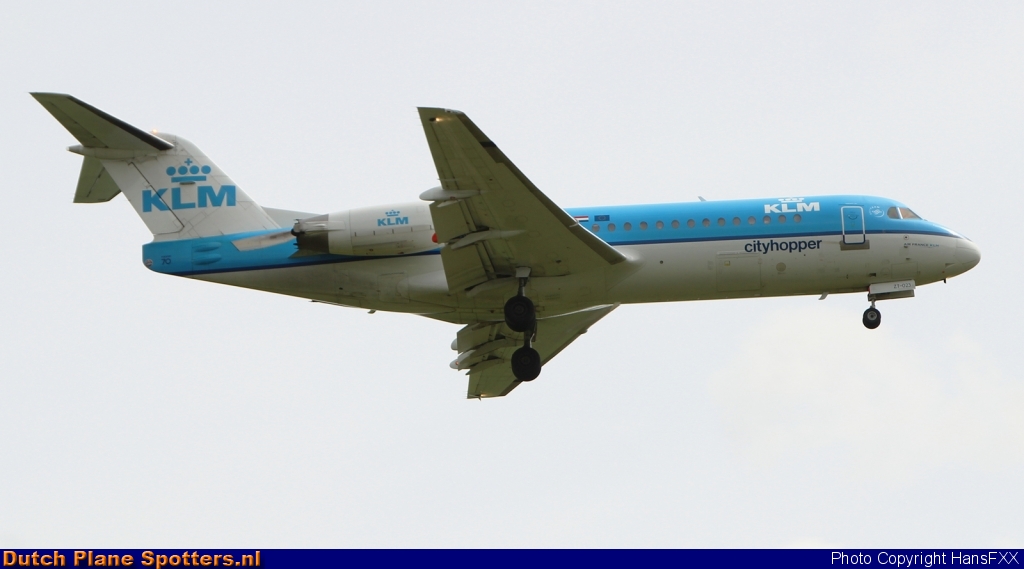 PH-KZT Fokker 70 KLM Cityhopper by HansFXX