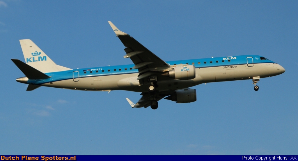 PH-EZY Embraer 190 KLM Cityhopper by HansFXX