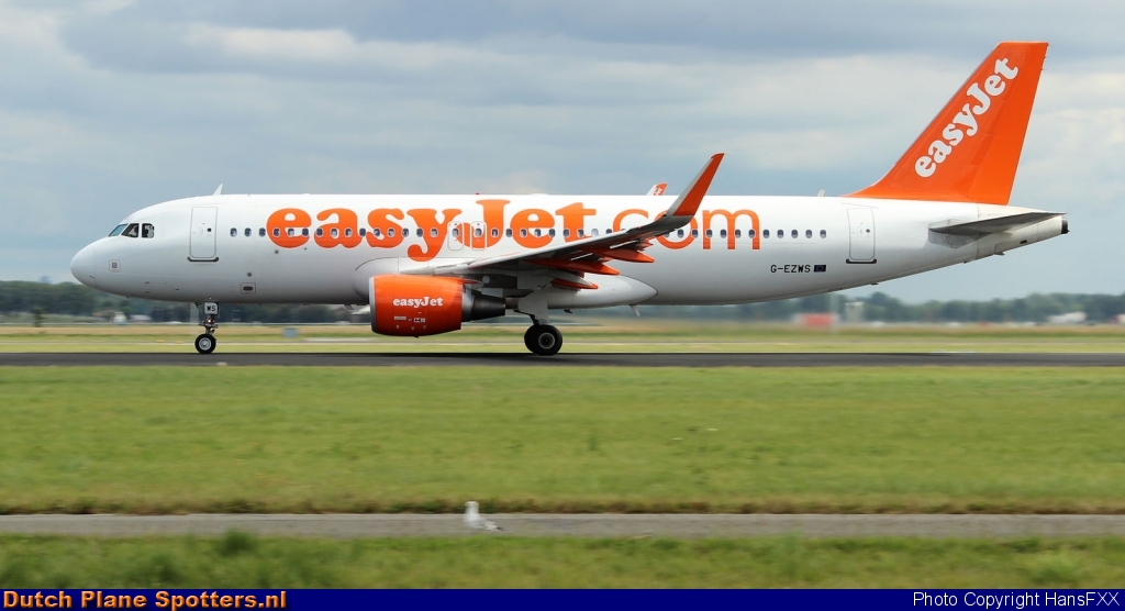 G-EZWS Airbus A320 easyJet by HansFXX