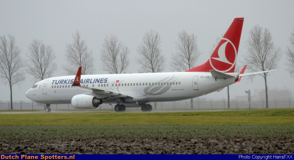 TC-JGA Boeing 737-800 Turkish Airlines by HansFXX