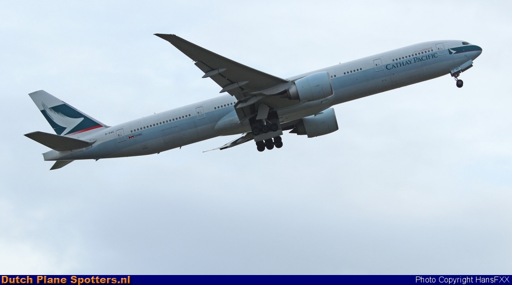 B-KQE Boeing 777-300 Cathay Pacific by HansFXX