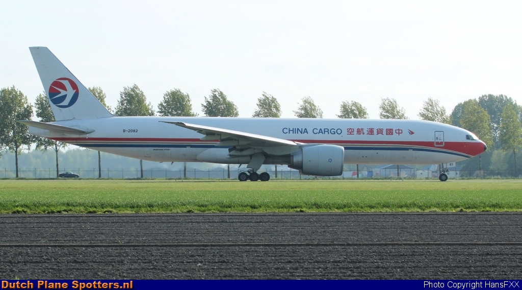 B-2082 Boeing 777-F China Cargo Airlines by HansFXX