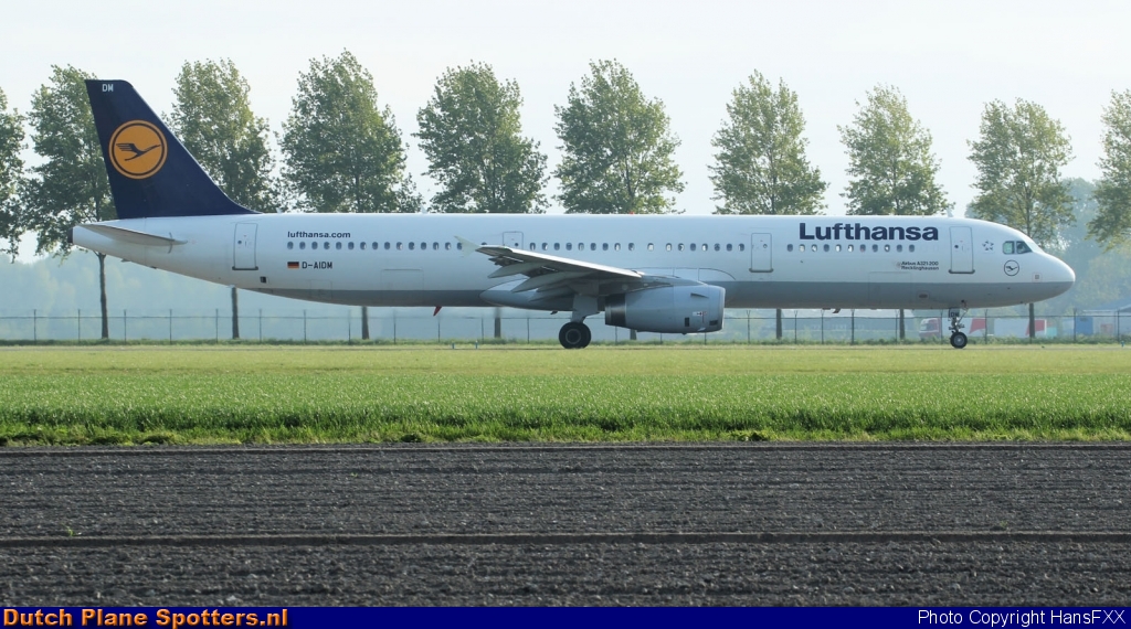 D-AIDM Airbus A321 Lufthansa by HansFXX