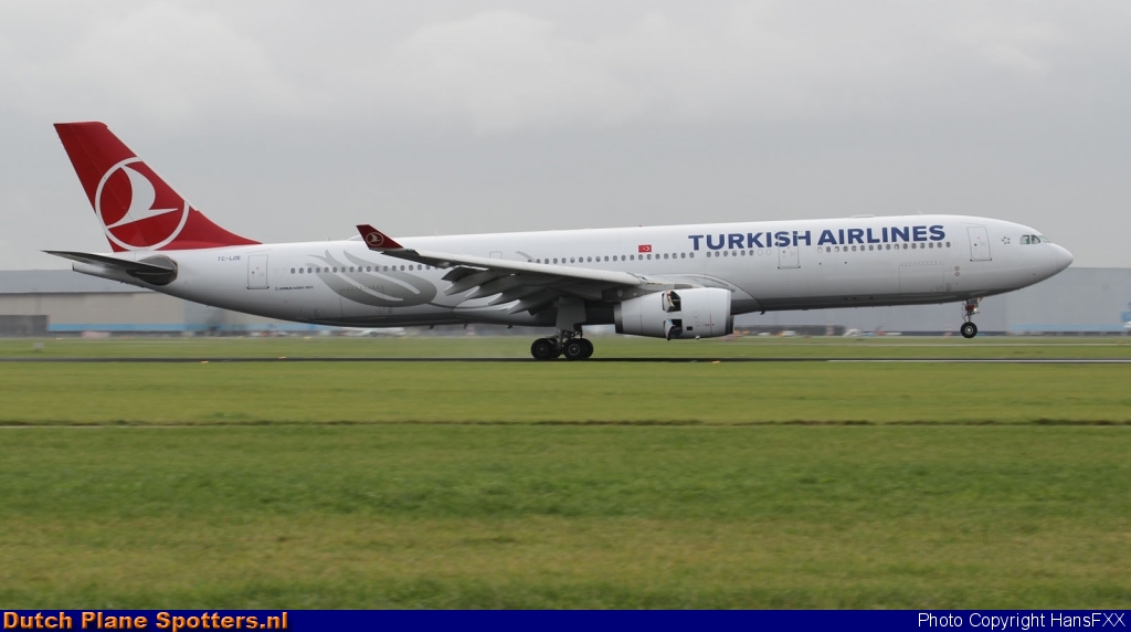 TC-LOE Airbus A330-300 Turkish Airlines by HansFXX
