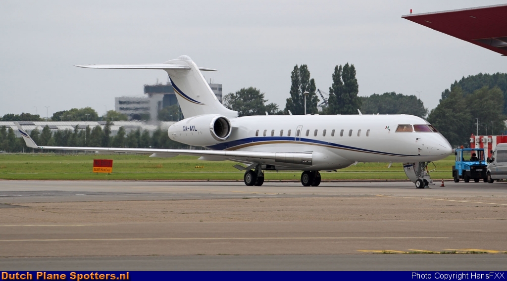 XA-AYL Bombardier BD-700 Global Express Private by HansFXX