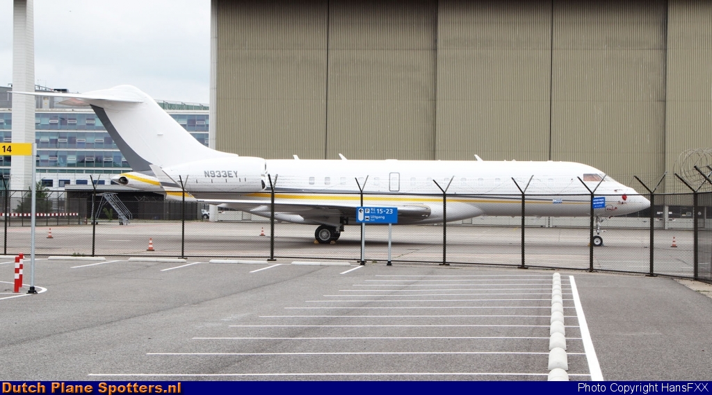 N933EY Bombardier BD-700 Global Express Private by HansFXX