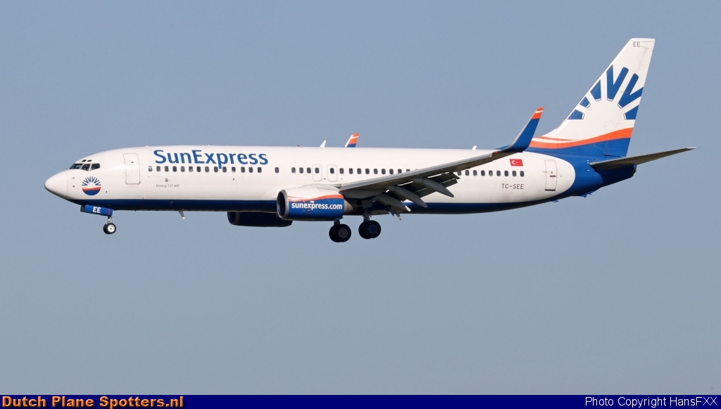 TC-SEE Boeing 737-800 SunExpress by HansFXX