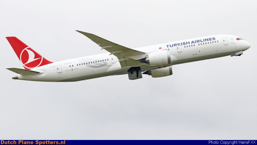 TC-LLA Boeing 787-9 Dreamliner Turkish Airlines by HansFXX
