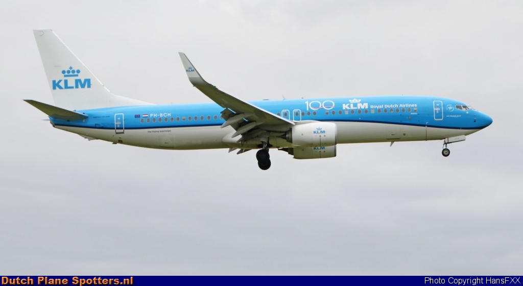 PH-BCH Boeing 737-800 KLM Royal Dutch Airlines by HansFXX