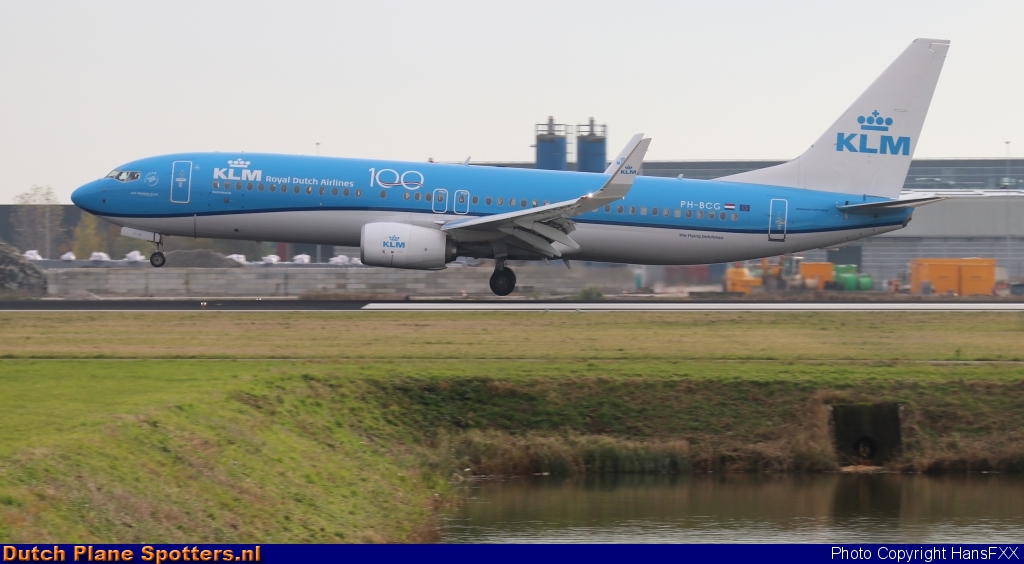 PH-BCG Boeing 737-800 KLM Royal Dutch Airlines by HansFXX