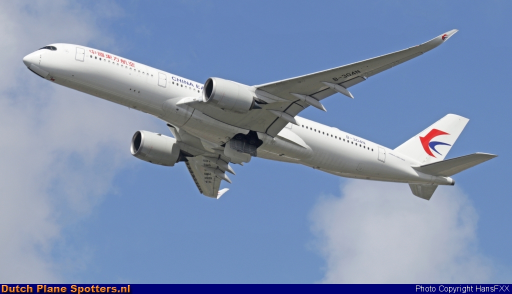 B-304N Airbus A350-900 China Eastern Airlines by HansFXX