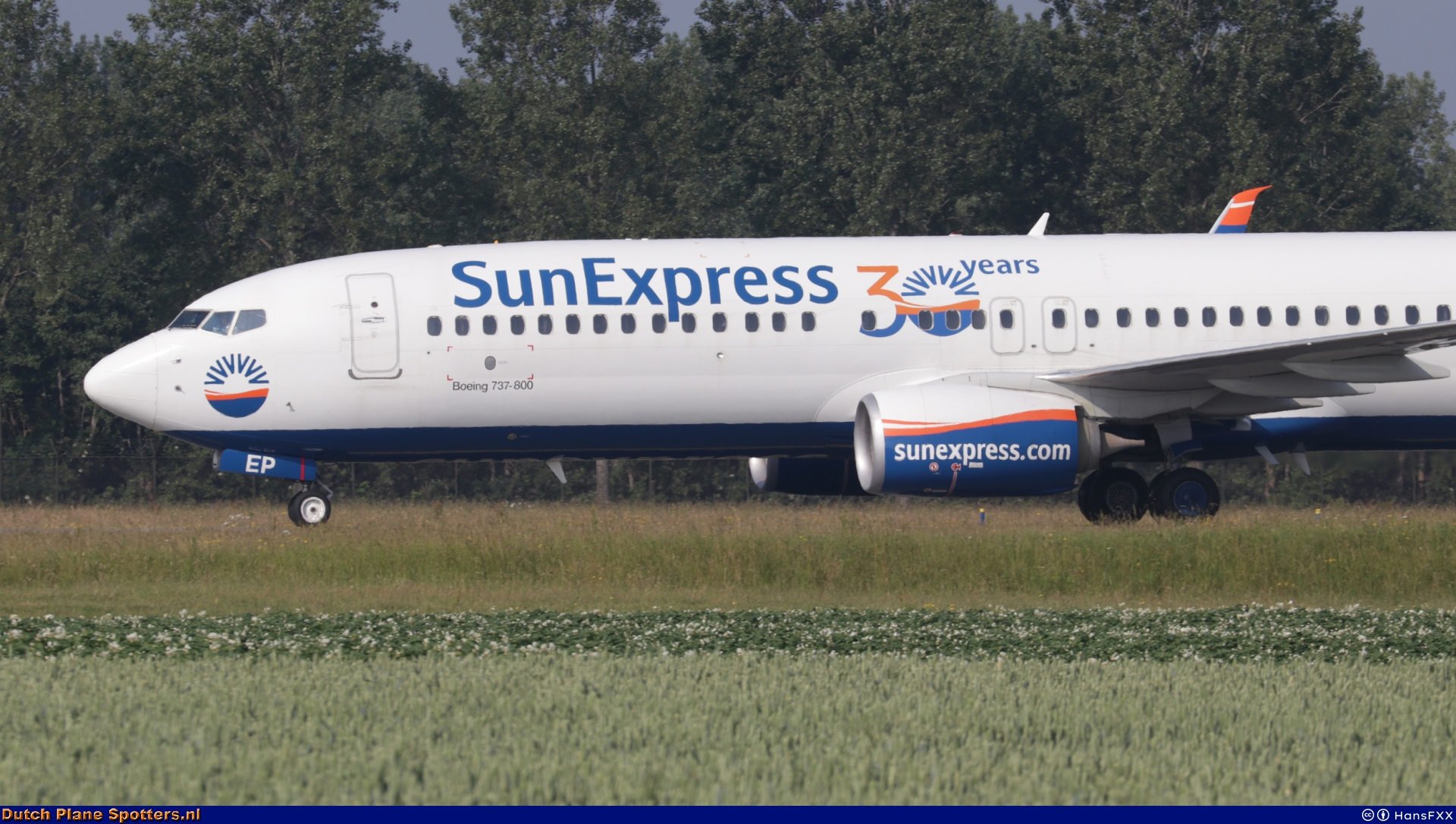 TC-SEP Boeing 737-800 SunExpress by HansFXX
