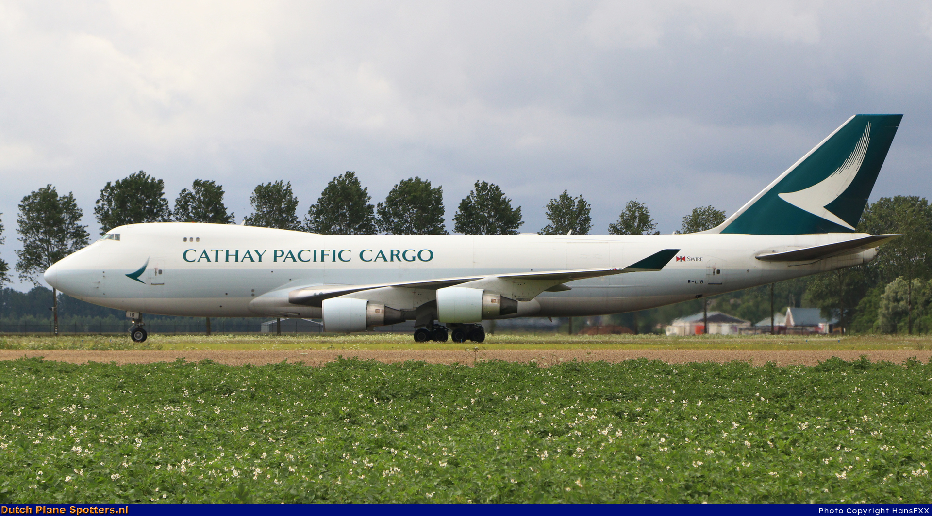 B-LIB Boeing 747-400 Cathay Pacific Cargo by HansFXX