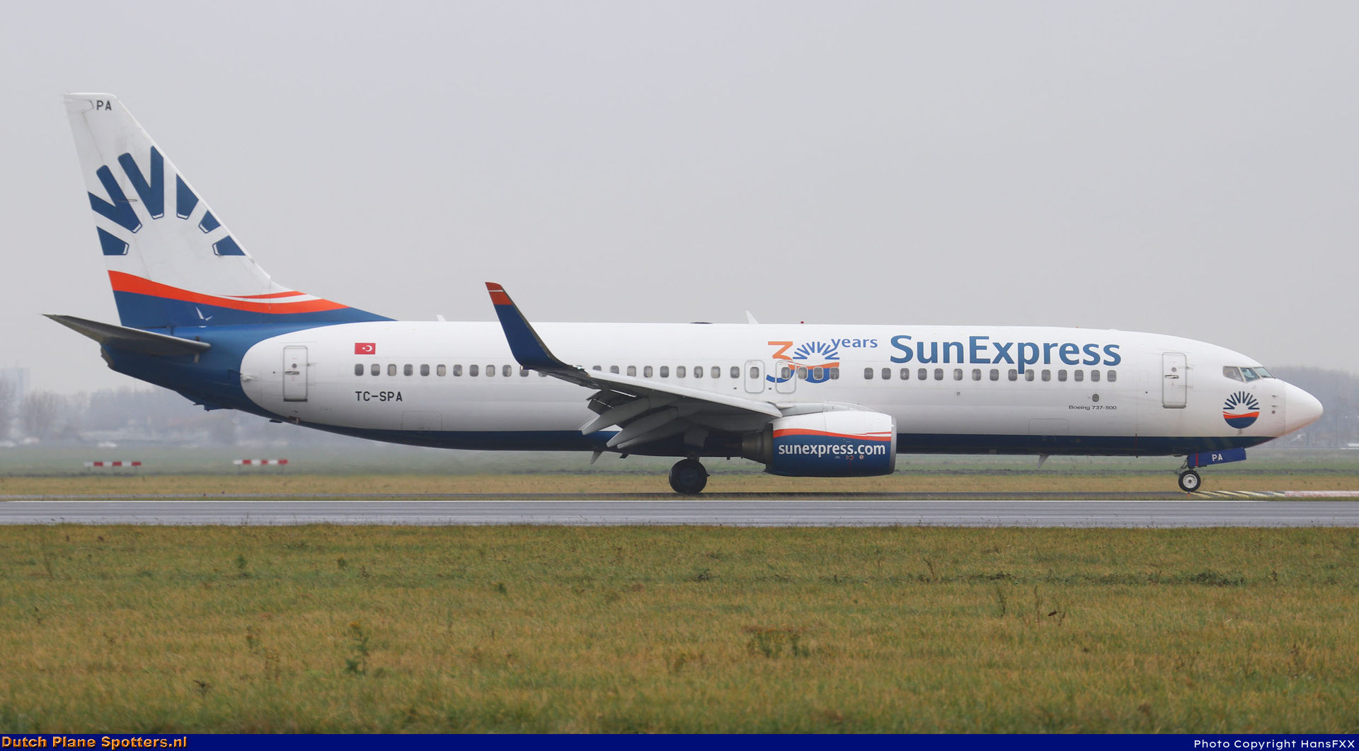 TC-SPA Boeing 737-800 SunExpress by HansFXX
