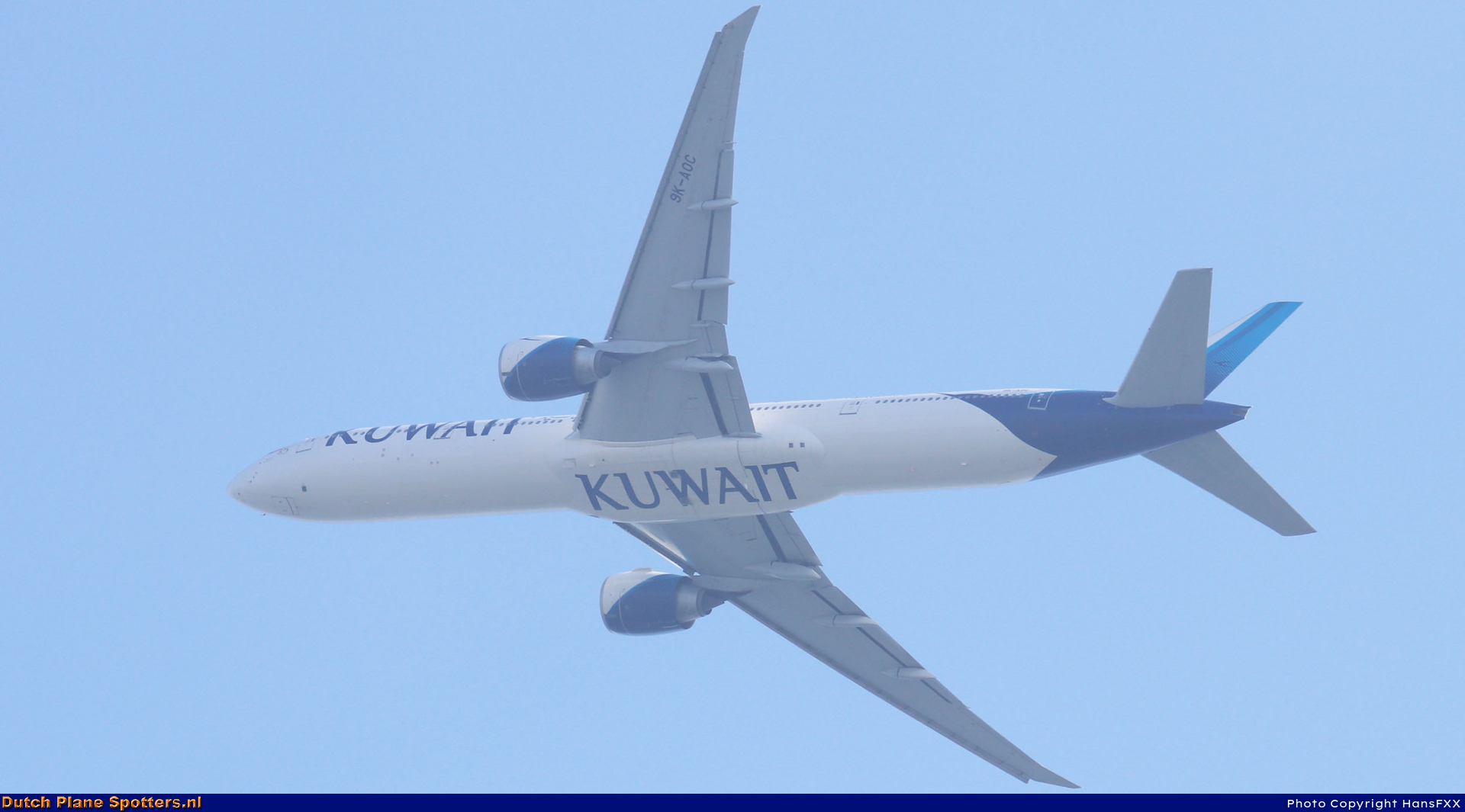 9K-AOC Boeing 777-300 Kuwait Airways by HansFXX