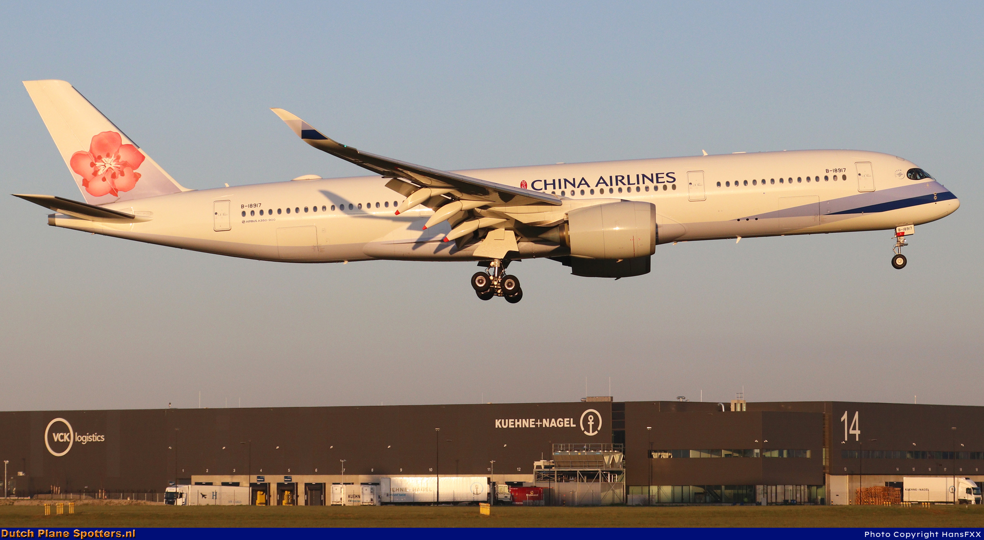 B-18917 Airbus A350-900 China Airlines by HansFXX