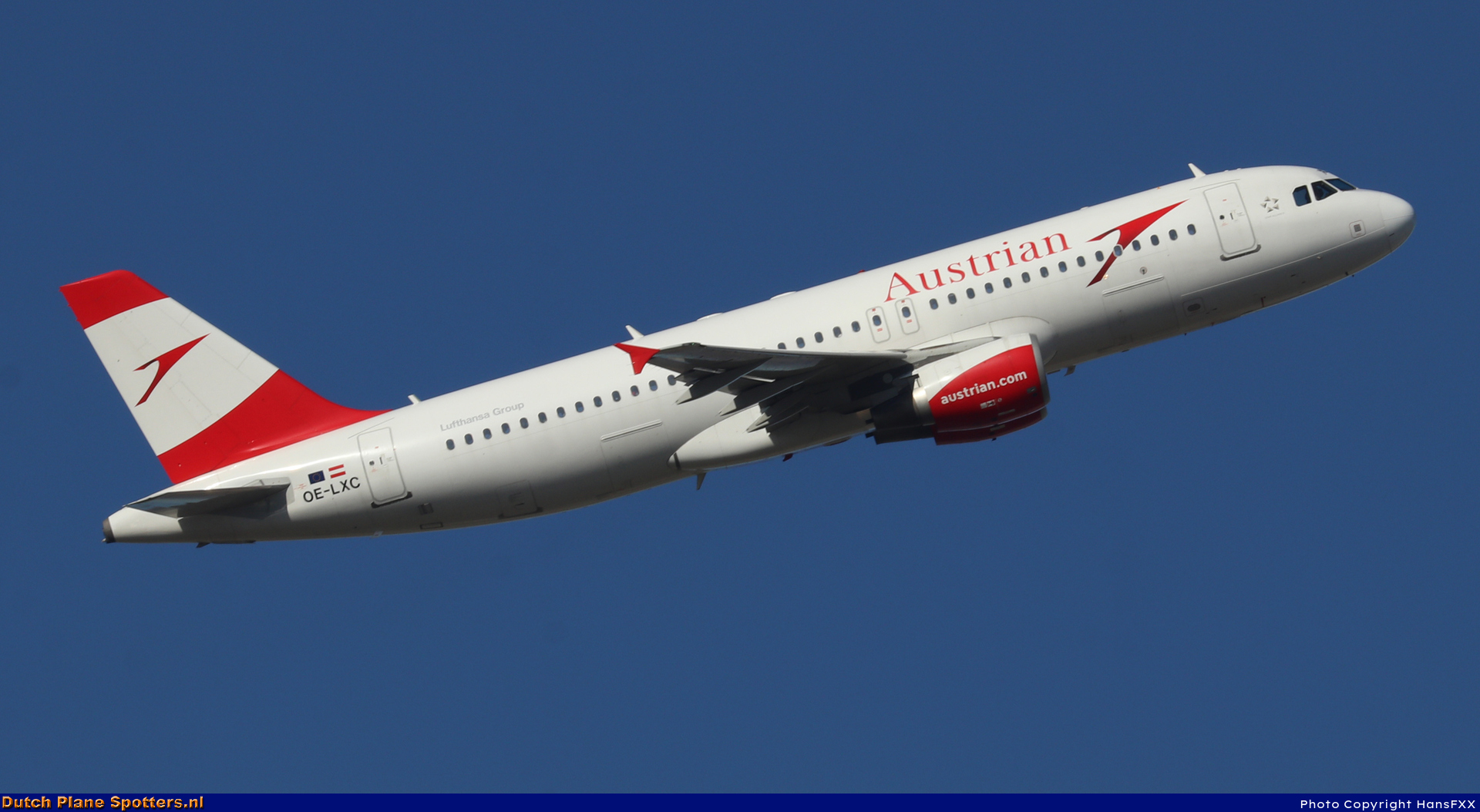 OE-LXC Airbus A320 Austrian Airlines by HansFXX