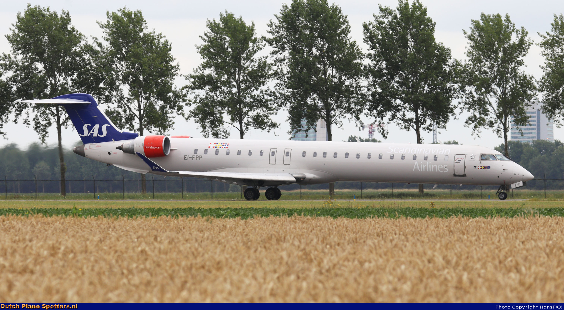 EI-FPP Bombardier Canadair CRJ900 Cityjet (SAS Scandinavian Airlines) by HansFXX