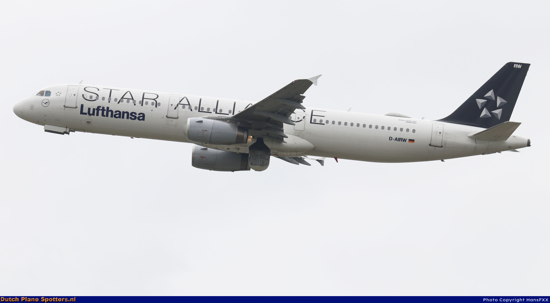 D-AIRW Airbus A321 Lufthansa by HansFXX
