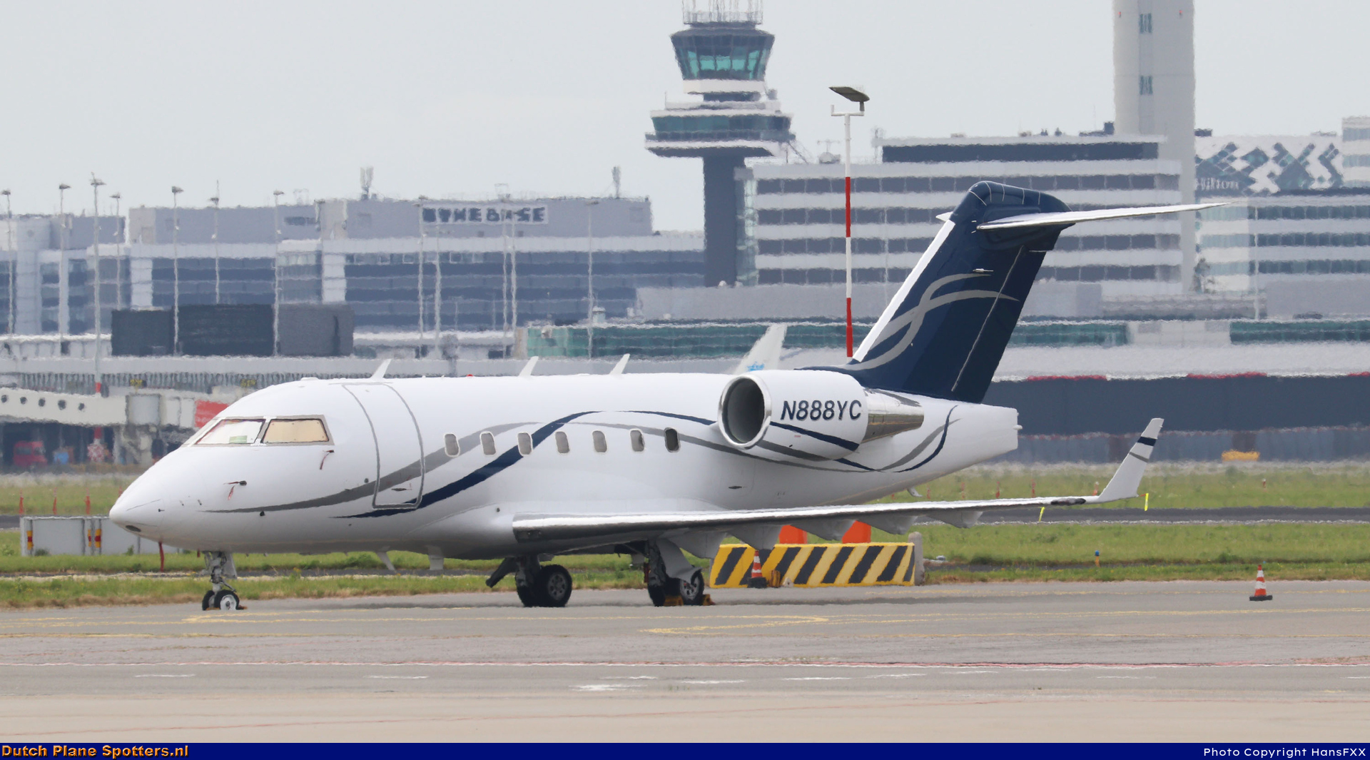 N888YC Bombardier Challenger 600 Private by HansFXX