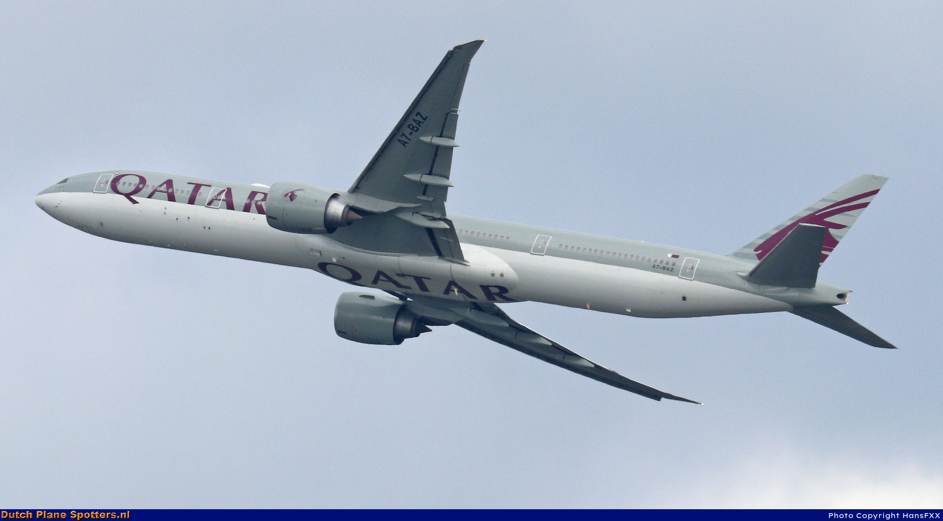 A7-BAZ Boeing 777-300 Qatar Airways by HansFXX