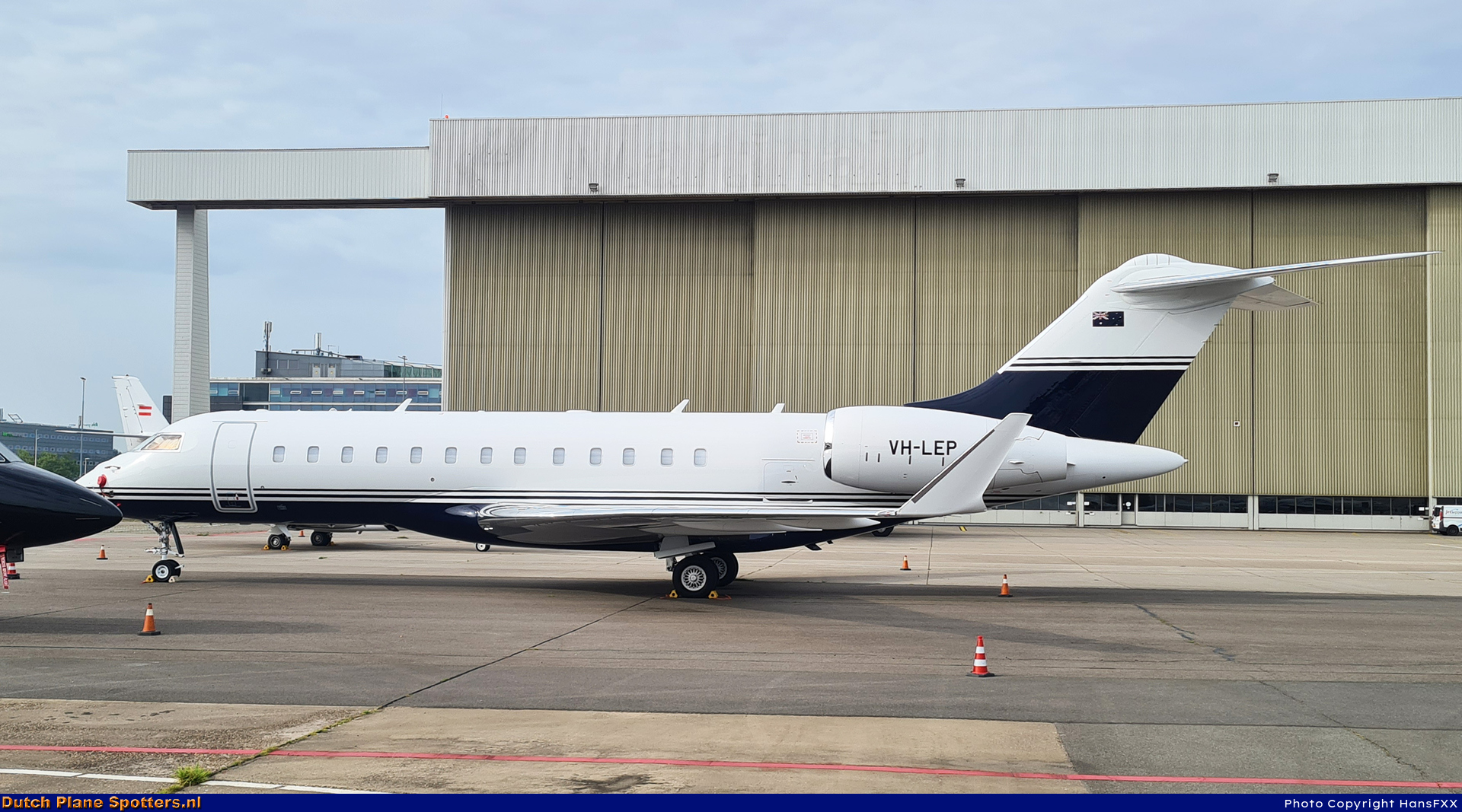 VH-LEP Bombardier BD-700 Global 6000 Private by HansFXX