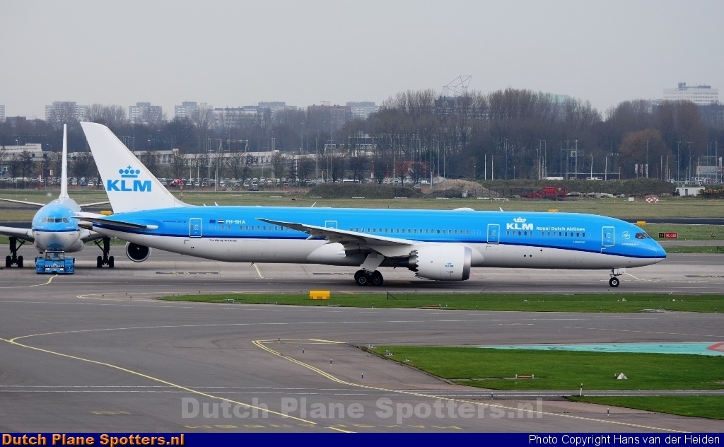 PH-BHA Boeing 787-9 Dreamliner KLM Royal Dutch Airlines by Hans van der Heiden