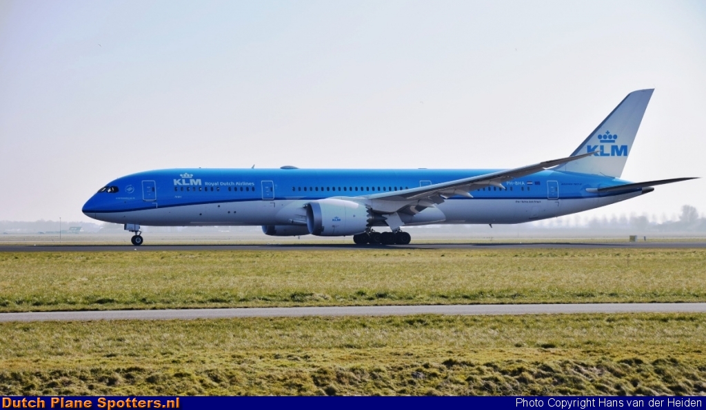 PH-BHA Boeing 787-9 Dreamliner KLM Royal Dutch Airlines by Hans van der Heiden