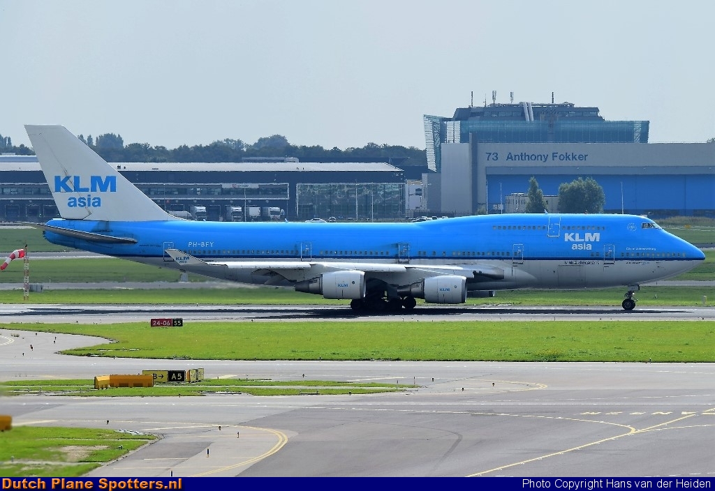 PH-BFY Boeing 747-400 KLM Asia by Hans van der Heiden