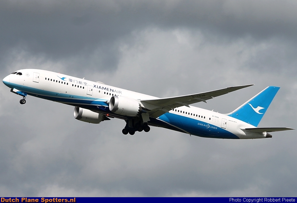 B-7838 Boeing 787-9 Dreamliner Xiamen Airlines by Robbert Pieete