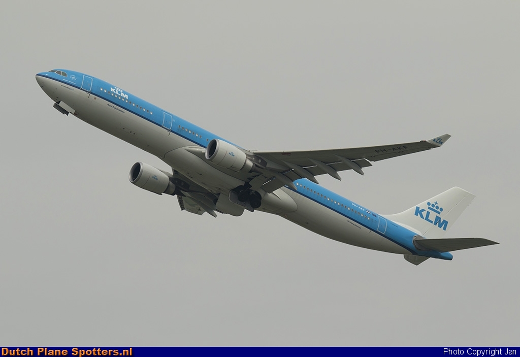 PH-AKF Airbus A330-300 KLM Royal Dutch Airlines by Jan