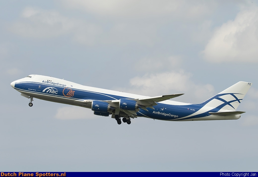 VQ-BFE Boeing 747-8 AirBridgeCargo by Jan
