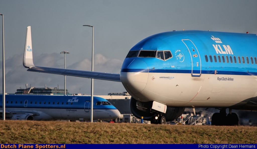 PH-BXB Boeing 737-800 KLM Royal Dutch Airlines by Daan Hermans