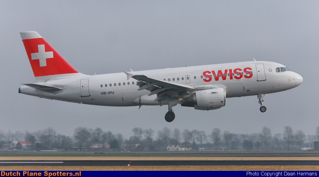 HB-IPU Airbus A319 Swiss International Air Lines by Daan Hermans