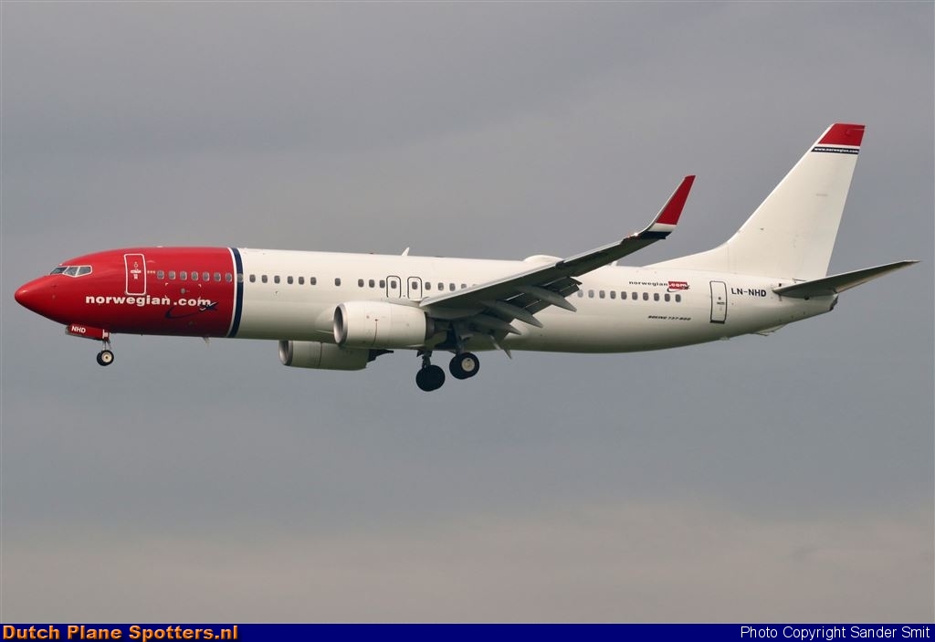 LN-NHD Boeing 737-800 Norwegian Air Shuttle by Sander Smit
