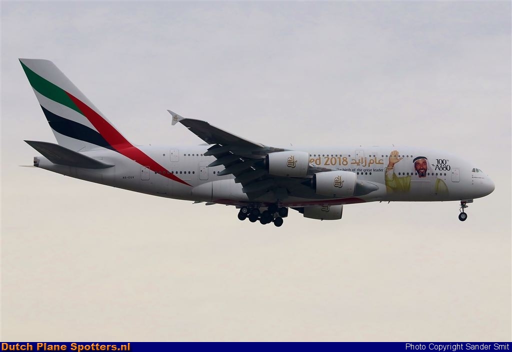 A6-EUV Airbus A380-800 Emirates by Sander Smit